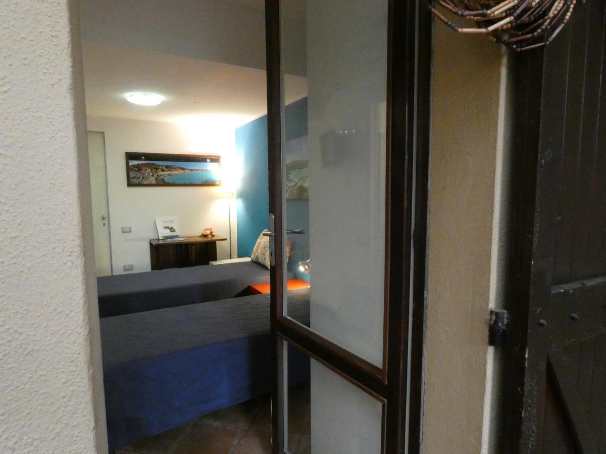 B&B Mrcaruba Stintino Εξωτερικό φωτογραφία